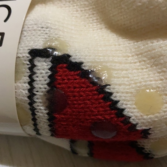 Prestige Edge Women’s Christmas ‘Santa Hat’ Non-Slip Sherpa Socks - Picture 7 of 16